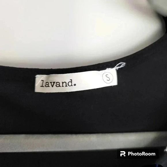 Lavand. Black Cream Embroidered Mesh Blouse With Chiffon Underlay Size SMALL - Picture 4 of 5